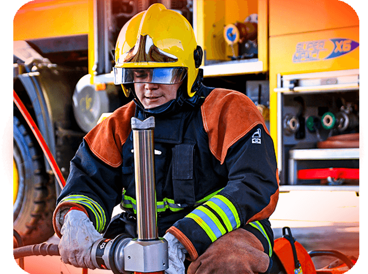 equipe bombeiro industrial grupo med+